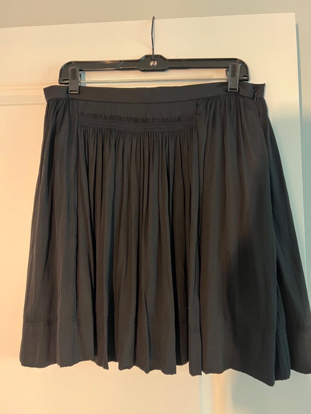 Banana Republic Black Pleated Gathered Skirt with Pockets